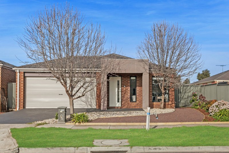 10 Amron Close, Deer Park VIC 3023