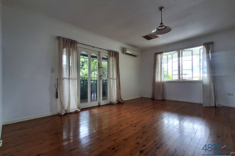 Photo - 10 Angela Boulevard, Mount Isa QLD 4825 - Image 12