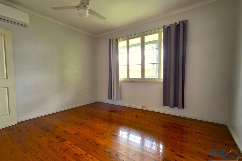 Photo - 10 Angela Boulevard, Mount Isa QLD 4825 - Image 17