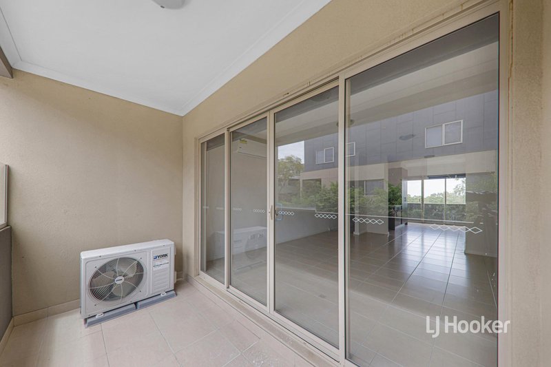 Photo - 10 Annecy Lane, Pakenham VIC 3810 - Image 7