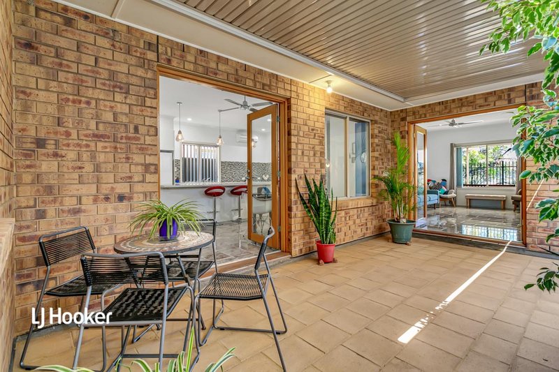 Photo - 10 Antigua Court, Mawson Lakes SA 5095 - Image 5