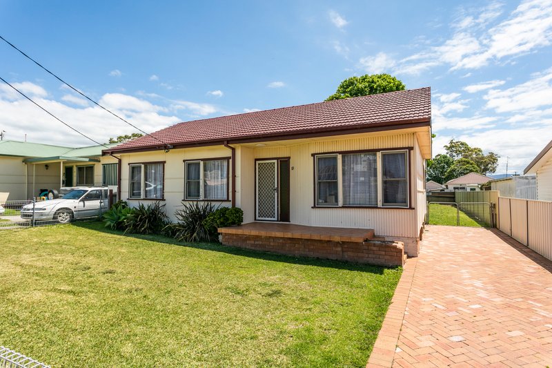 10 Antrim Avenue, Warilla NSW 2528