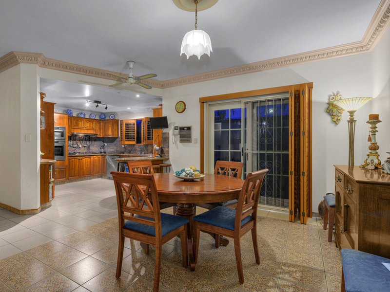 Photo - 10 Aperitif Place, Carseldine QLD 4034 - Image 17