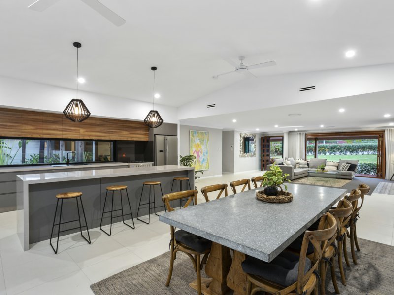 Photo - 10 Appaloosa Court, Mudgeeraba QLD 4213 - Image 10