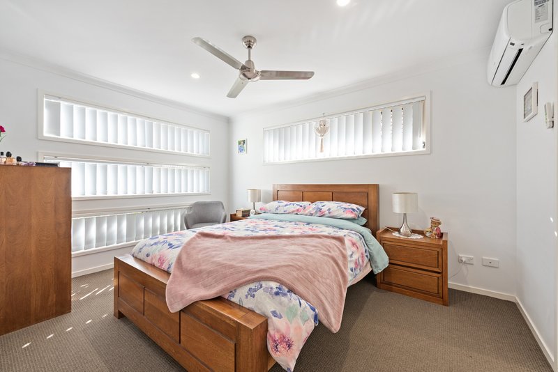 Photo - 10 Apple Circuit, Griffin QLD 4503 - Image 6