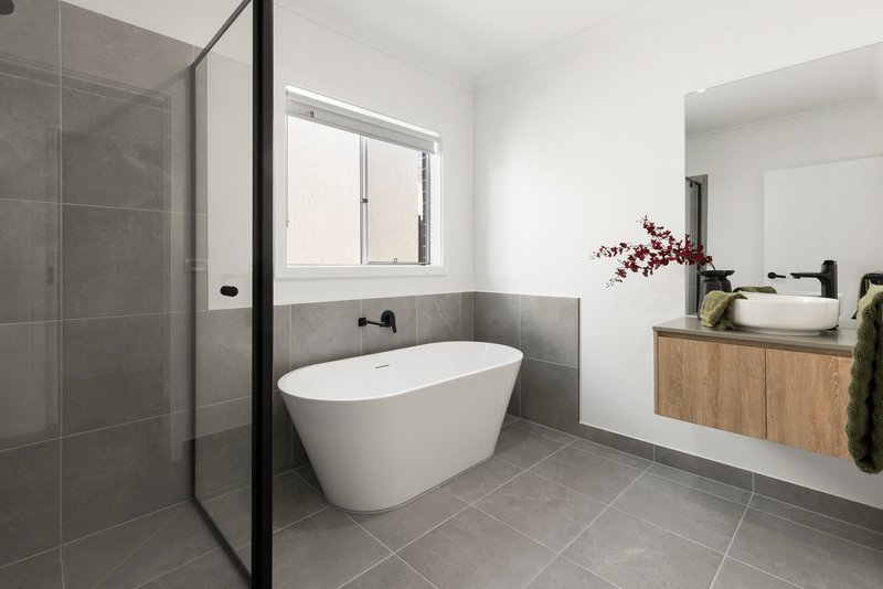 Photo - 10 Aquamarine Drive, Mickleham VIC 3064 - Image 17