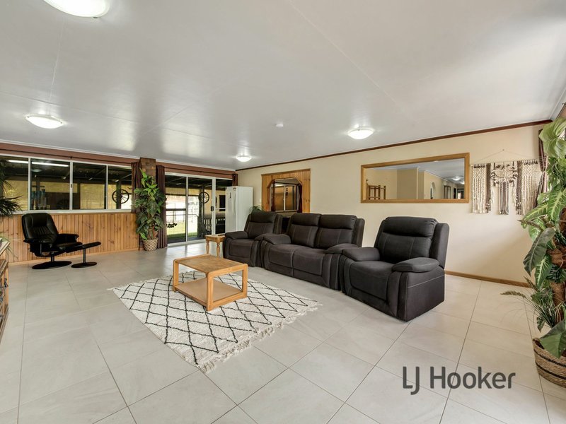 Photo - 10 Aquarius Avenue, River Ranch QLD 4680 - Image 6