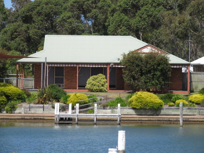 10 Aquarius Way, Paynesville VIC 3880