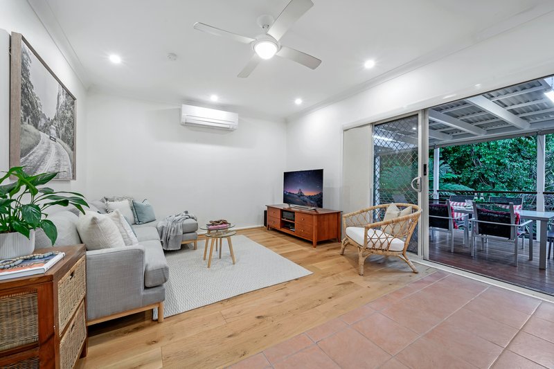 Photo - 10 Arianna Avenue, Normanhurst NSW 2076 - Image 2