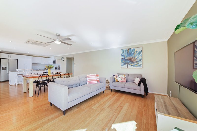 Photo - 10 Arianna Close, Eatons Hill QLD 4037 - Image 6