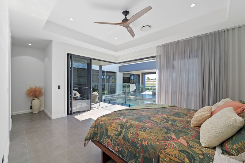 Photo - 10 Arlington Drive, Pelican Waters QLD 4551 - Image 17