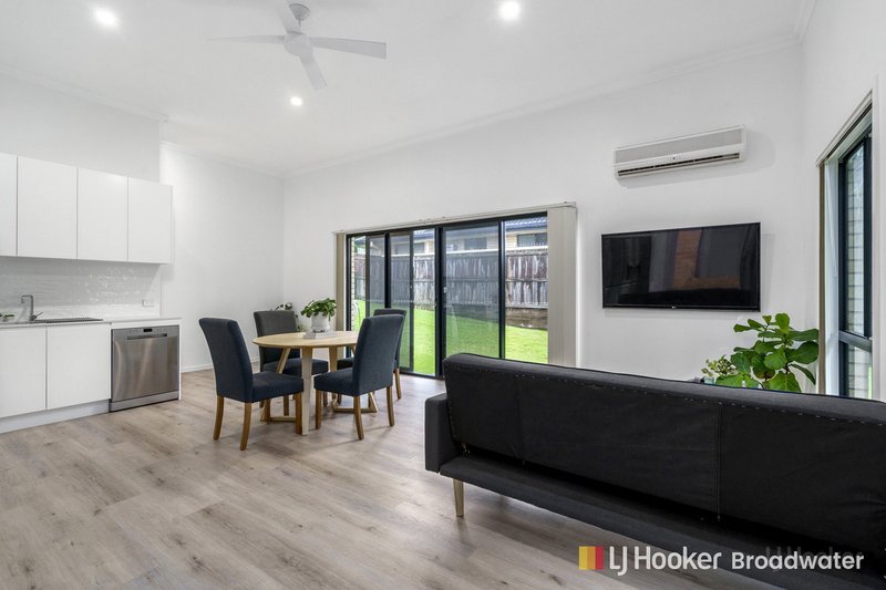 Photo - 10 Armani Avenue, Pimpama QLD 4209 - Image 5