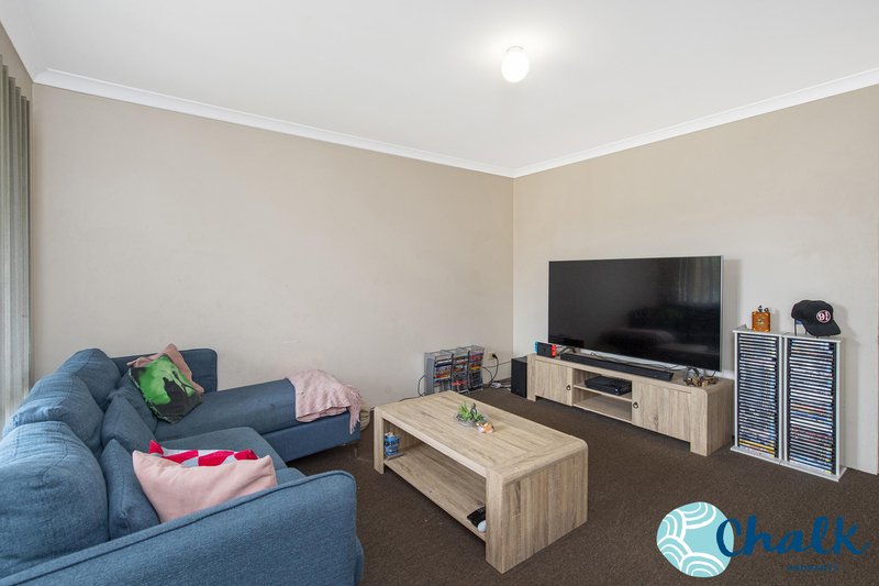 Photo - 10 Armistice Way, Warnbro WA 6169 - Image 3