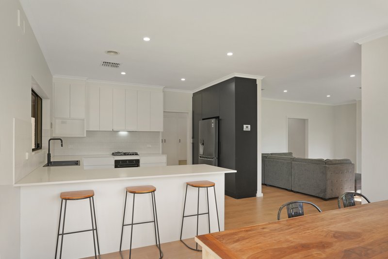 Photo - 10 Armstrong Avenue, Nuriootpa SA 5355 - Image 8