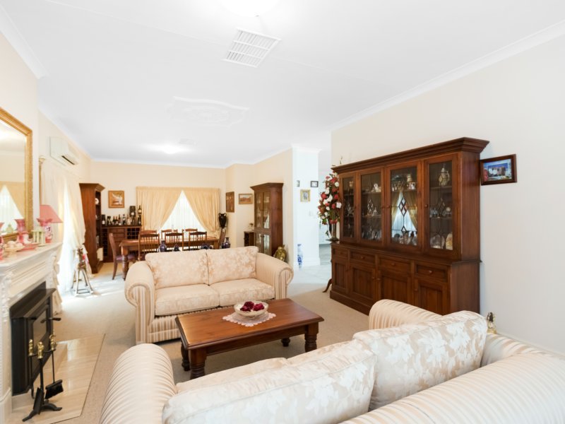 Photo - 10 Armstrong Court, Araluen NT 0870 - Image 2