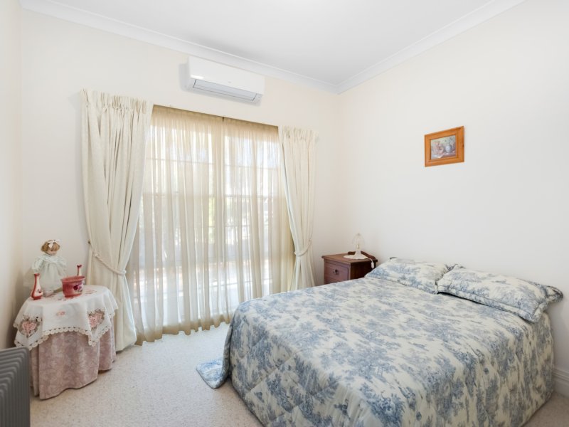 Photo - 10 Armstrong Court, Araluen NT 0870 - Image 9