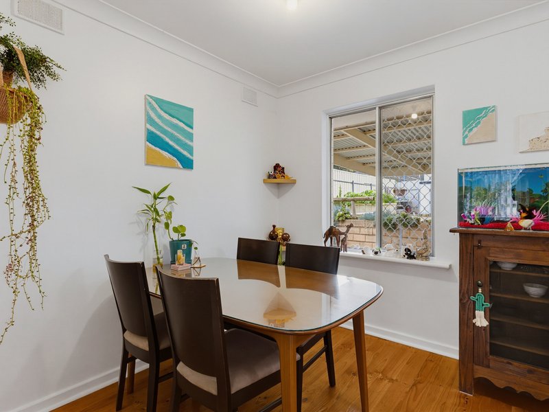 Photo - 10 Arnold Drive, Hackham SA 5163 - Image 6