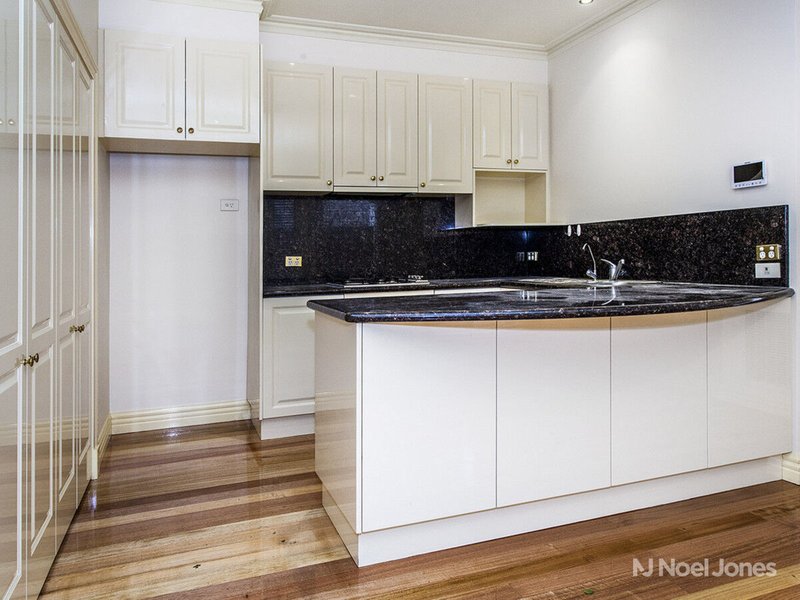 Photo - 10 Ashby Court, Balwyn North VIC 3104 - Image 5