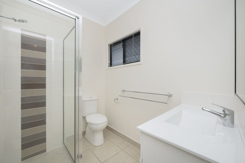 Photo - 10 Ashmore Crescent, Burdell QLD 4818 - Image 7