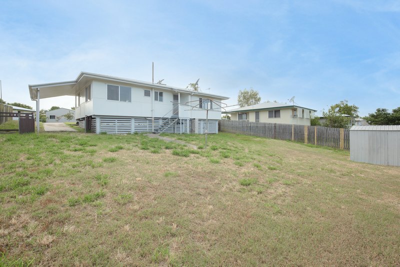 Photo - 10 Aspland Street, Clinton QLD 4680 - Image 8