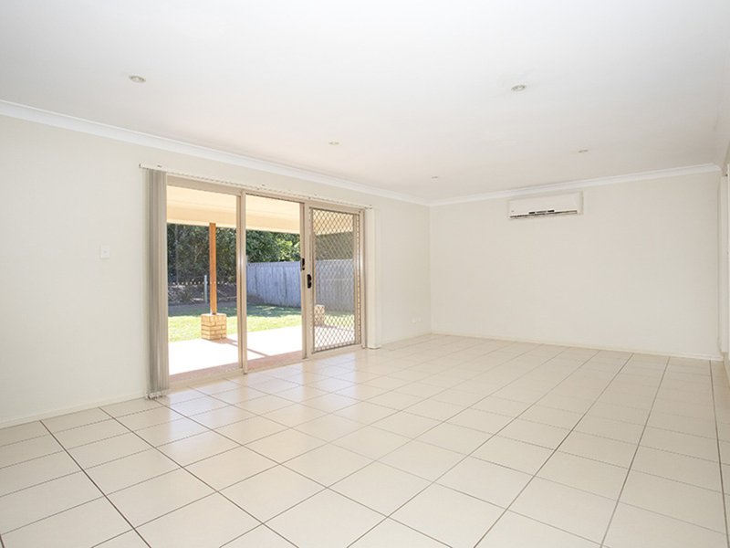 Photo - 10 Atkins Court, Caboolture QLD 4510 - Image 7