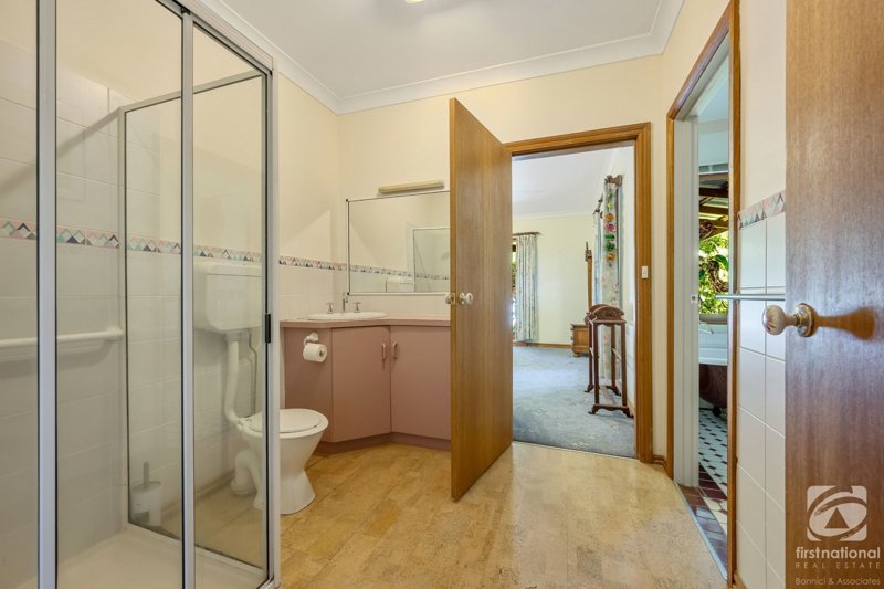 Photo - 10 Atkinson Court, Beechworth VIC 3747 - Image 11