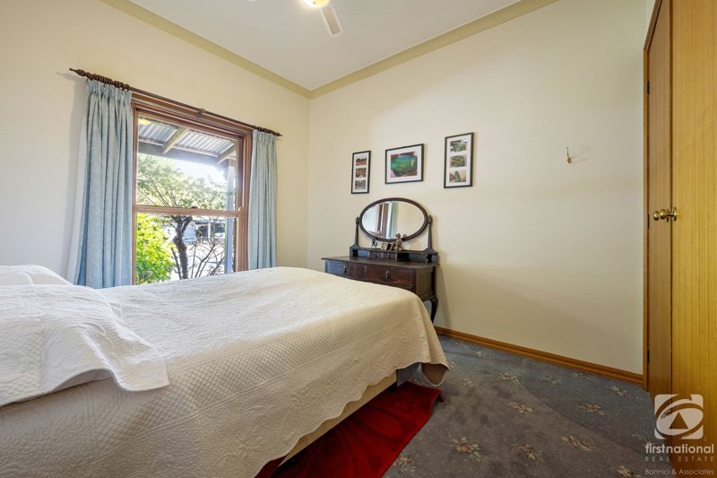 Photo - 10 Atkinson Court, Beechworth VIC 3747 - Image 12