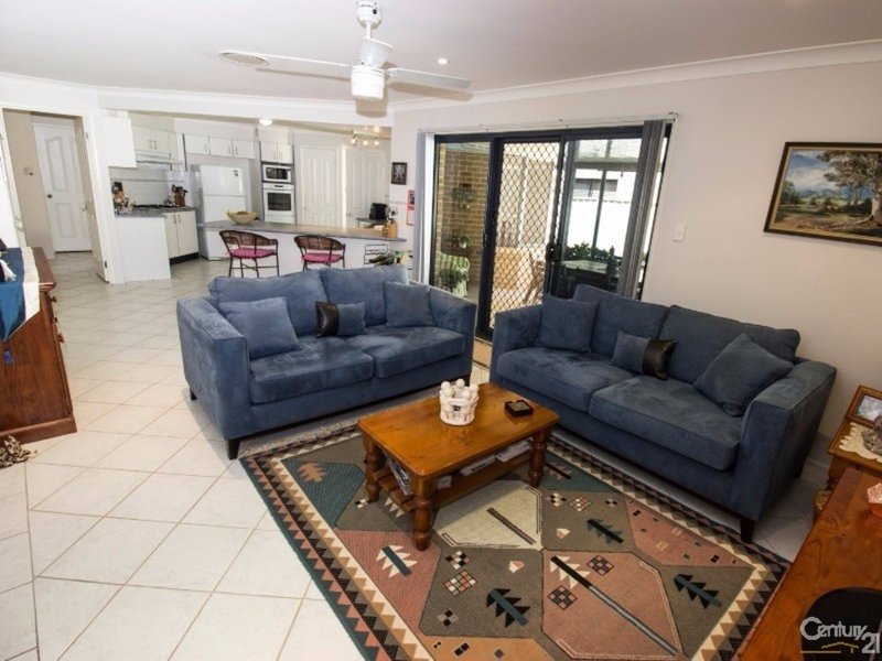 Photo - 10 Atlas Grove, Cameron Park NSW 2285 - Image 5