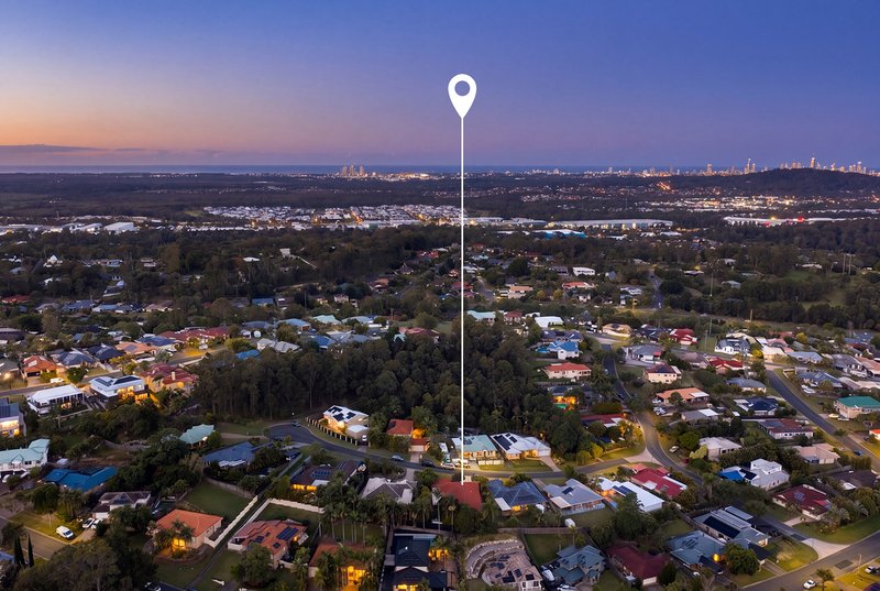 Photo - 10 Atoli Rise, Pacific Pines QLD 4211 - Image 3