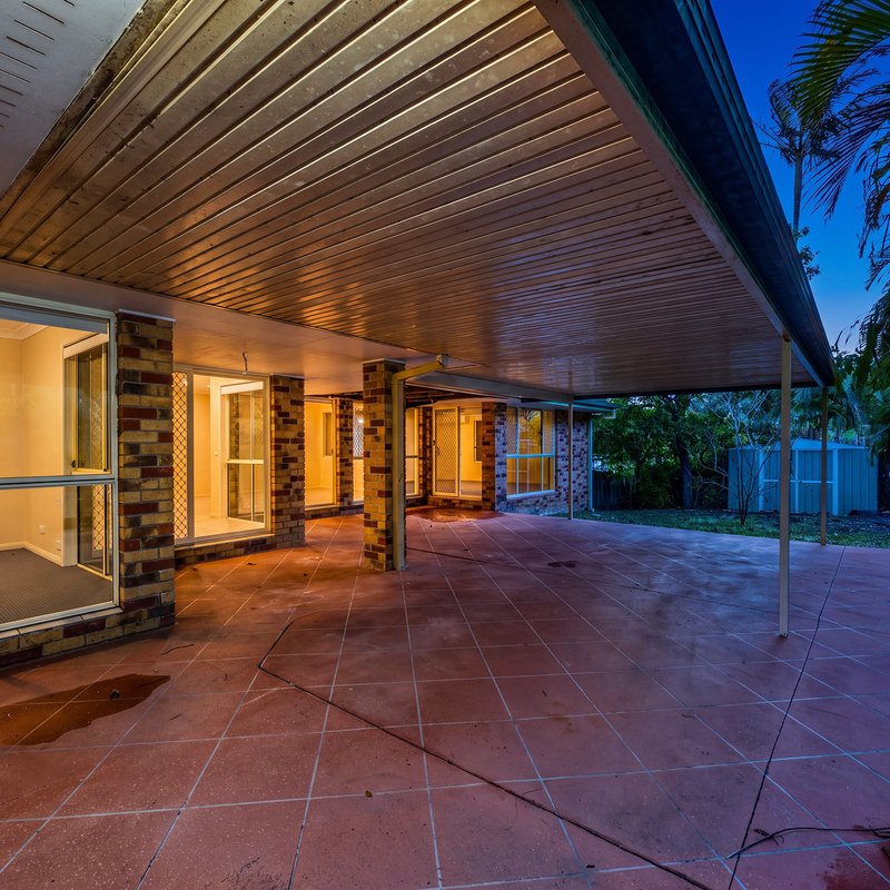 Photo - 10 Atoli Rise, Pacific Pines QLD 4211 - Image 25