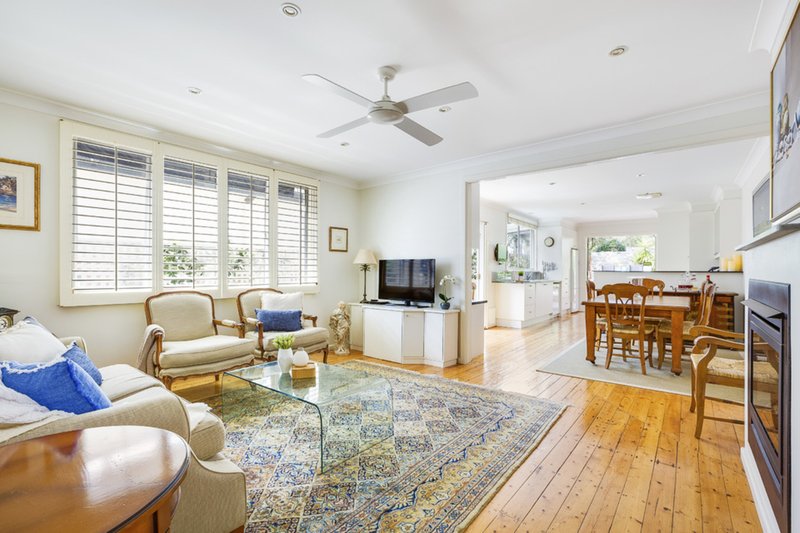 Photo - 10 Austin Street, Fairlight NSW 2094 - Image 3