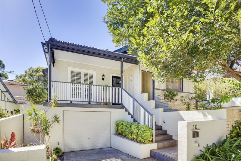 Photo - 10 Austin Street, Fairlight NSW 2094 - Image 4