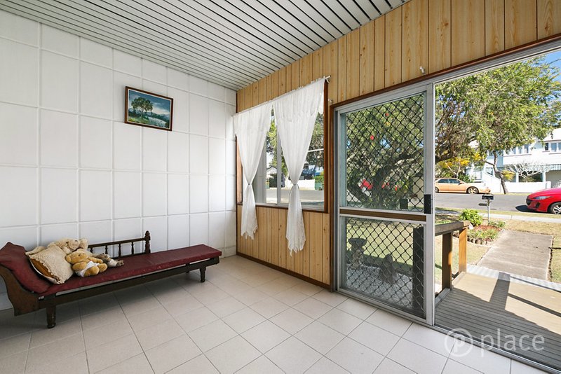 Photo - 10 Austral Avenue, Graceville QLD 4075 - Image 7