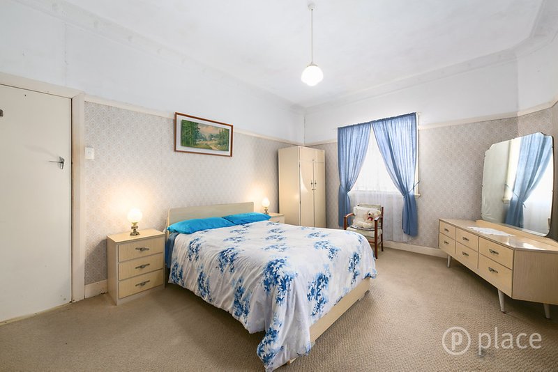 Photo - 10 Austral Avenue, Graceville QLD 4075 - Image 9