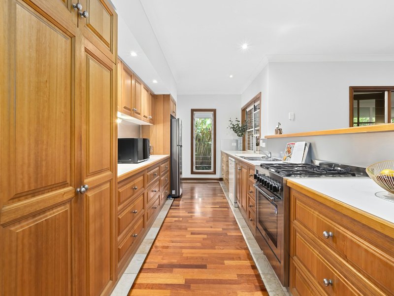 Photo - 10 Avoca Close, Kewarra Beach QLD 4879 - Image 6