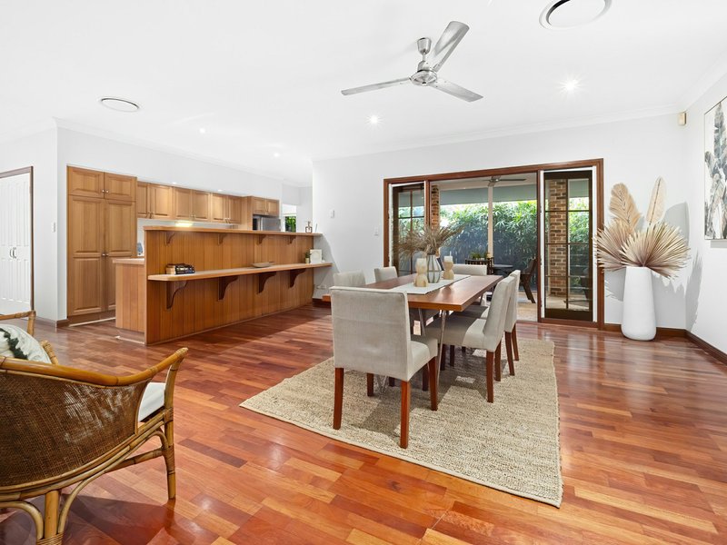 Photo - 10 Avoca Close, Kewarra Beach QLD 4879 - Image 9