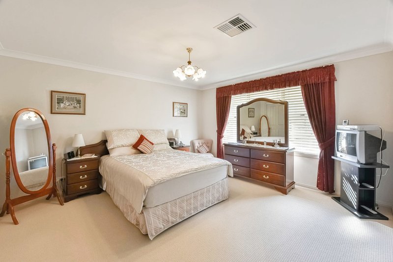 Photo - 10 Ayrshire Gardens, Picton NSW 2571 - Image 10