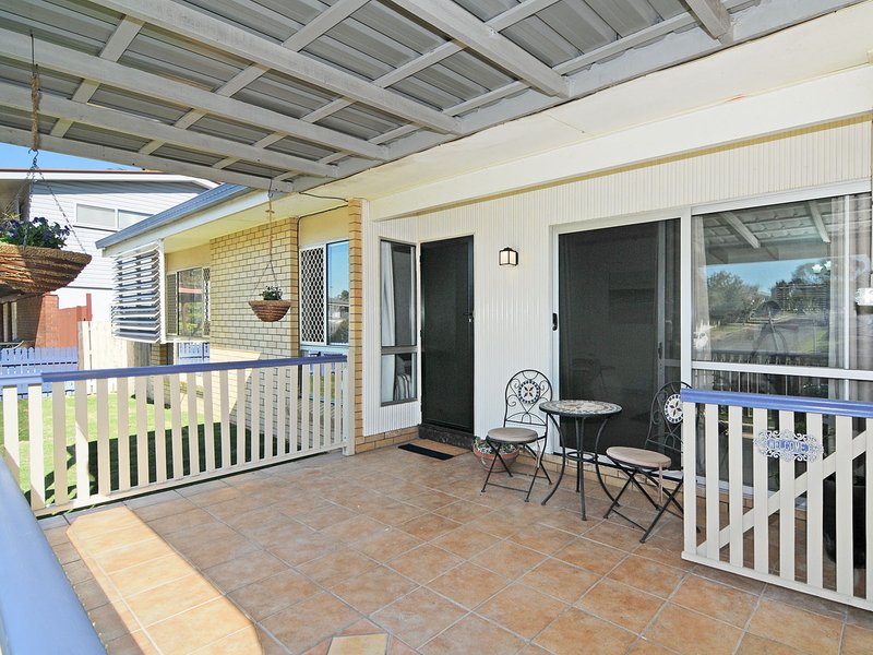 Photo - 10 Ballynde Street, Bracken Ridge QLD 4017 - Image 2