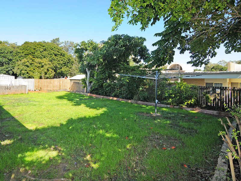 Photo - 10 Ballynde Street, Bracken Ridge QLD 4017 - Image 16