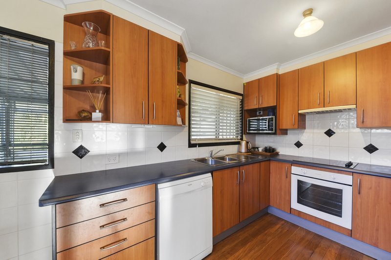 Photo - 10 Balrothery Street, Bracken Ridge QLD 4017 - Image 3