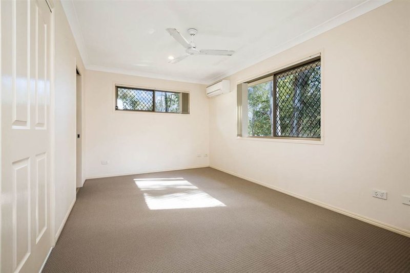 Photo - 10 Banbury Close, Bundamba QLD 4304 - Image 5