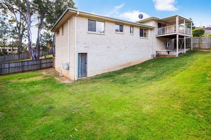 Photo - 10 Banbury Close, Bundamba QLD 4304 - Image 10