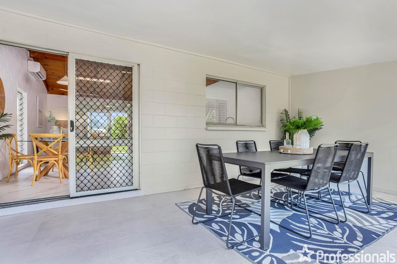 Photo - 10 Banksia Close, Holloways Beach QLD 4878 - Image 13