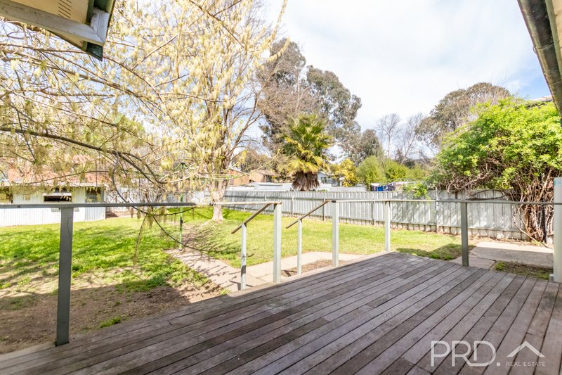 Photo - 10 Banksia Crescent, Tumut NSW 2720 - Image 9