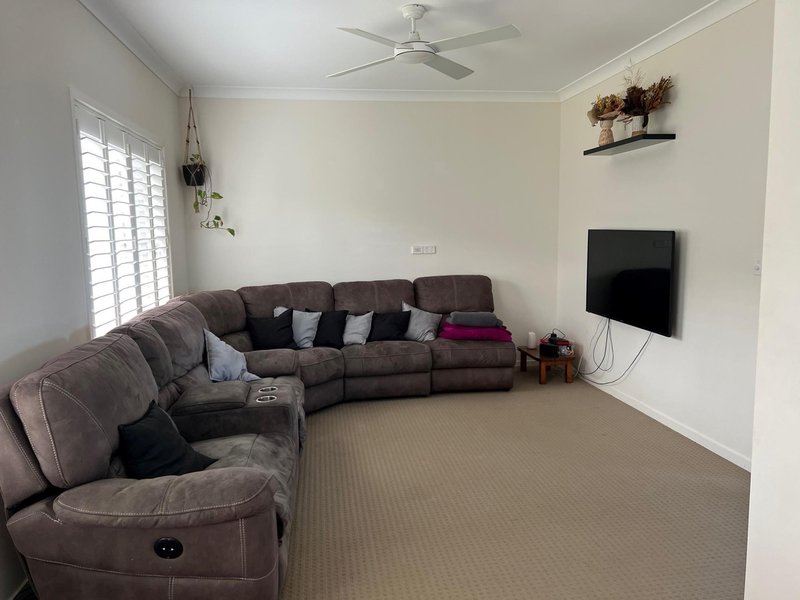 Photo - 10 Bannockburn Court, Cumbalum NSW 2478 - Image 6