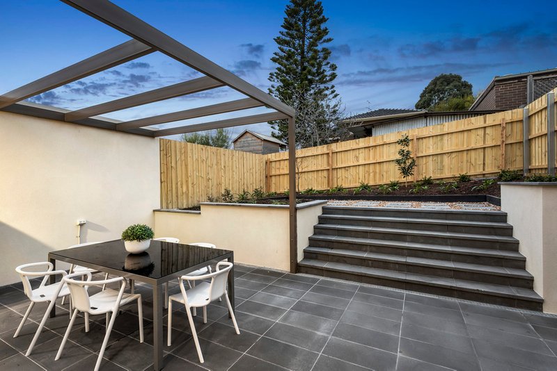 Photo - 10 Barak Street, Bulleen VIC 3105 - Image 4