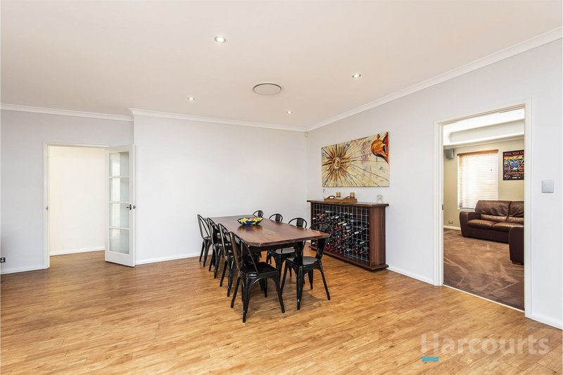 Photo - 10 Barcelona Terrace, Hocking WA 6065 - Image 16