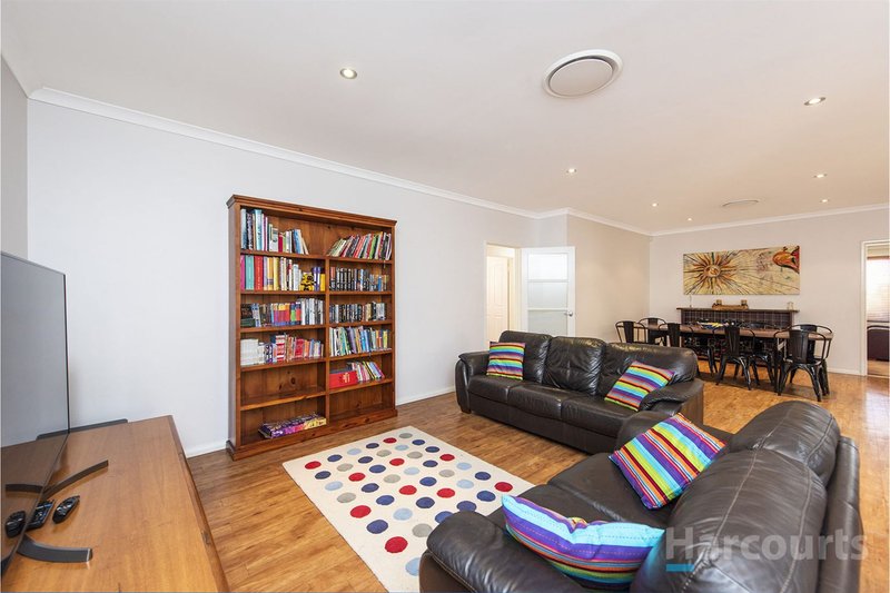 Photo - 10 Barcelona Terrace, Hocking WA 6065 - Image 18