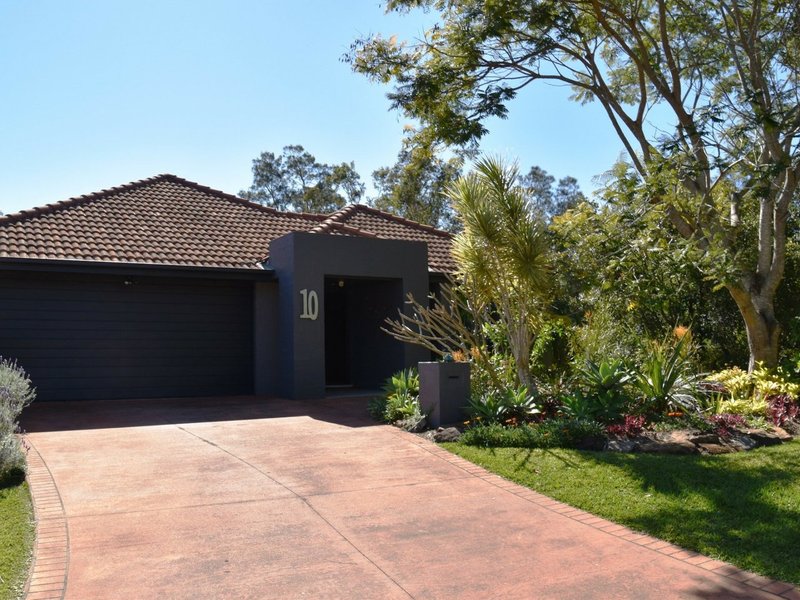 10 Barcoola Place, Twin Waters QLD 4564