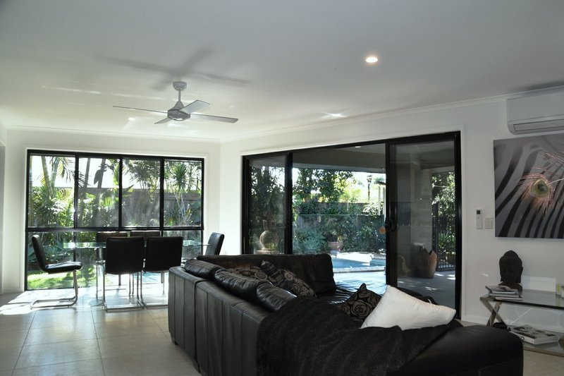 Photo - 10 Barcoola Place, Twin Waters QLD 4564 - Image 7